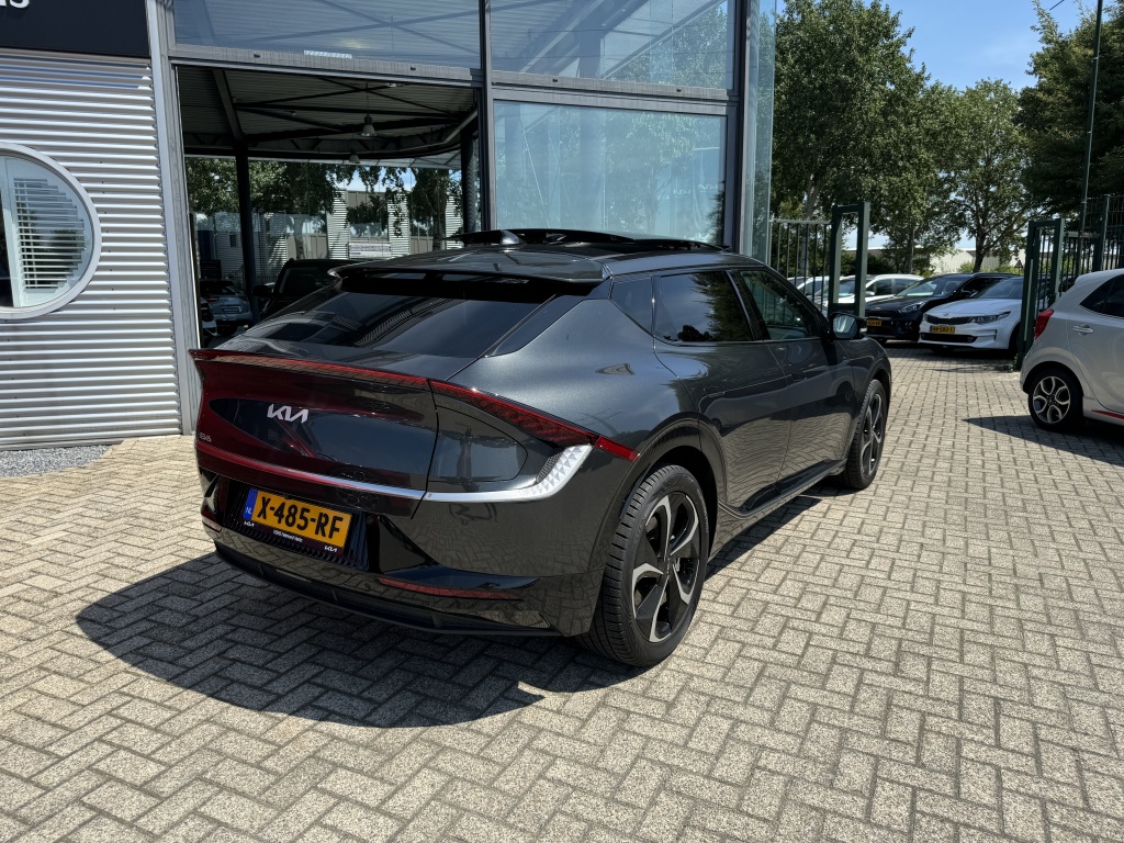 39274424-15.jpg