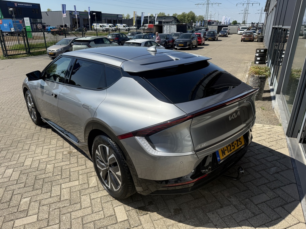 44654493-6.jpg