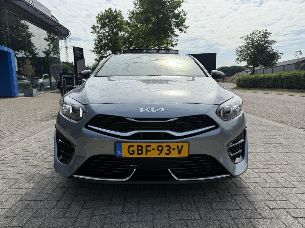 45133319-3.jpg