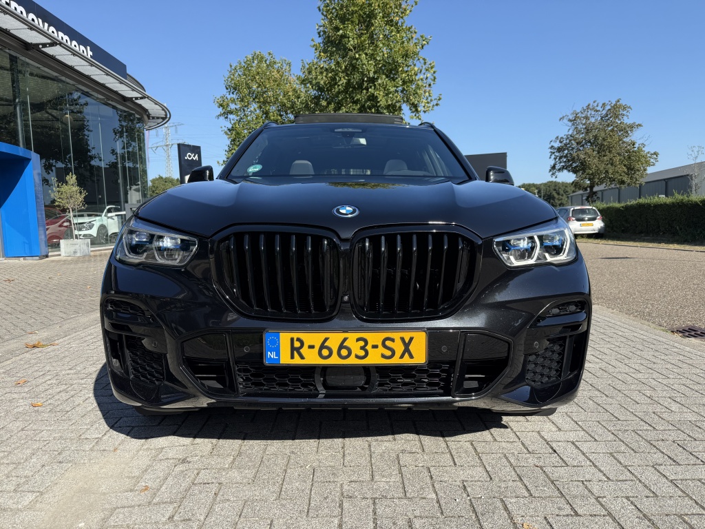 47066411-5.jpg