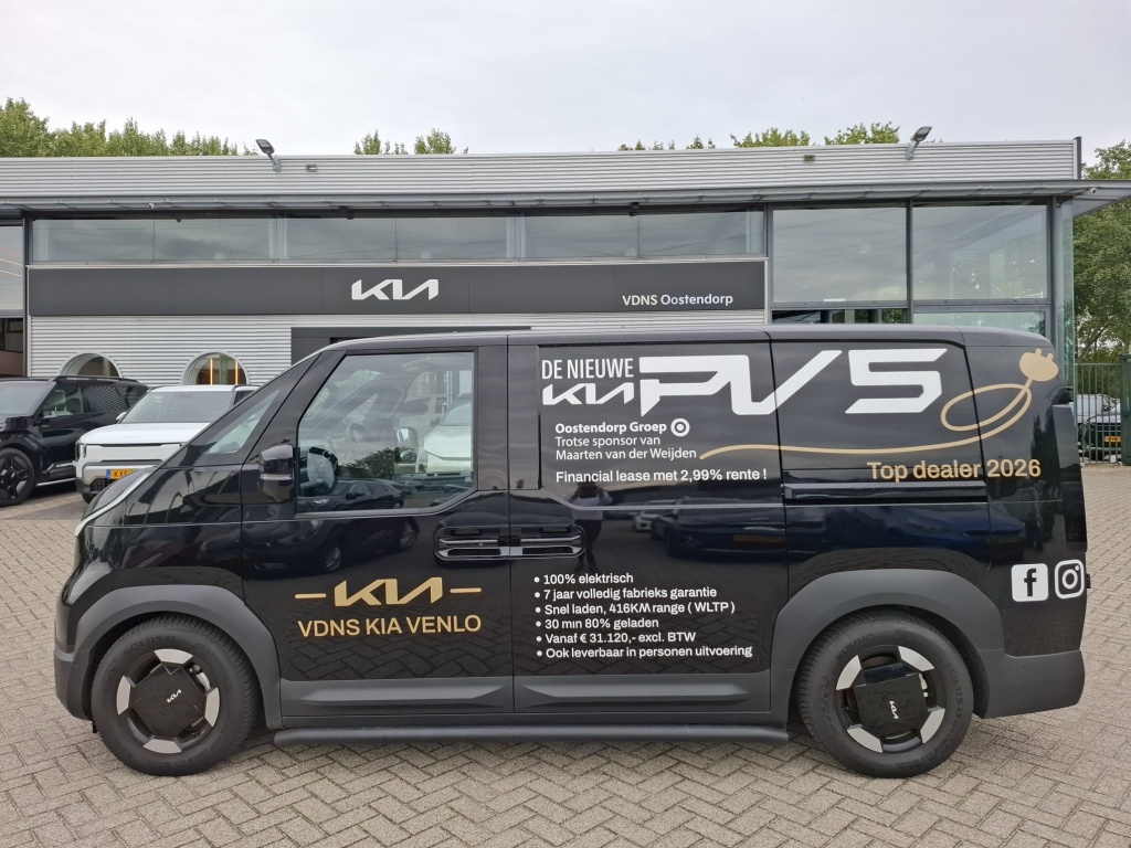 57168073-1.jpg